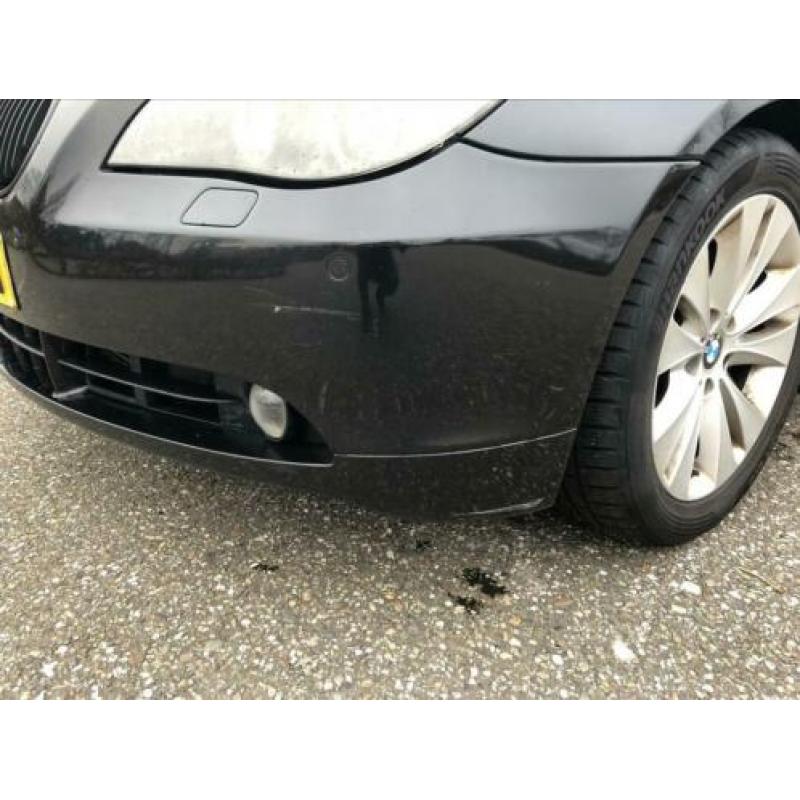 BMW 5-Serie 3.0 D 535 Touring AUT 2005 Zwart