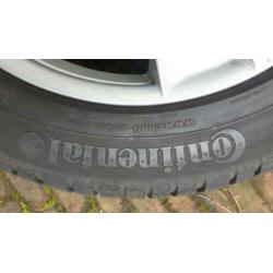 4 Winterbanden met velg 225/50 R17