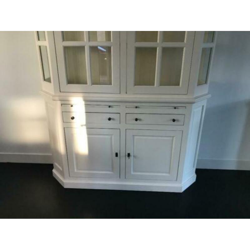 Houten buffetkast / vitrinekast (wit) (158x45x220)