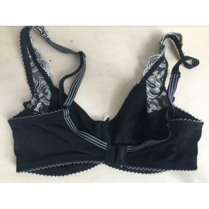 Beugel BH LingaDore zwart met wit kant 70D Nieuw