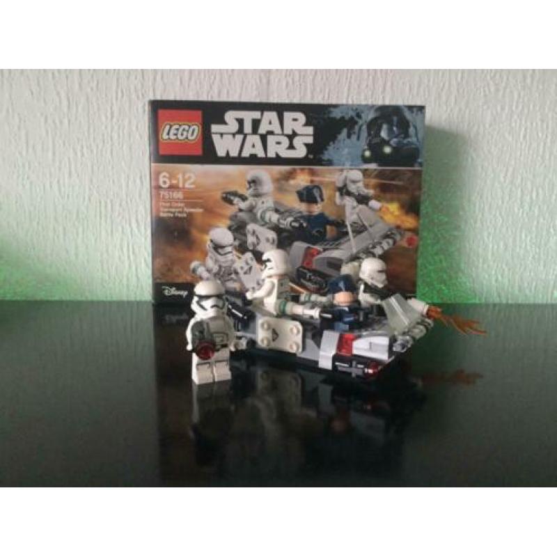 LEGO 75166 - First Order Transport Speeder Battle Pack