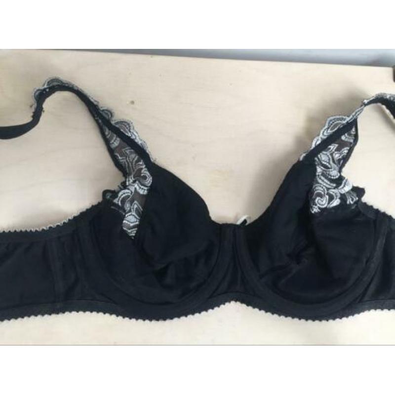 Beugel BH LingaDore zwart met wit kant 70D Nieuw