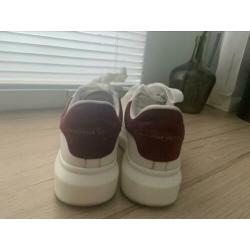 Alexander McQueen sneakers oversized rood maat 37