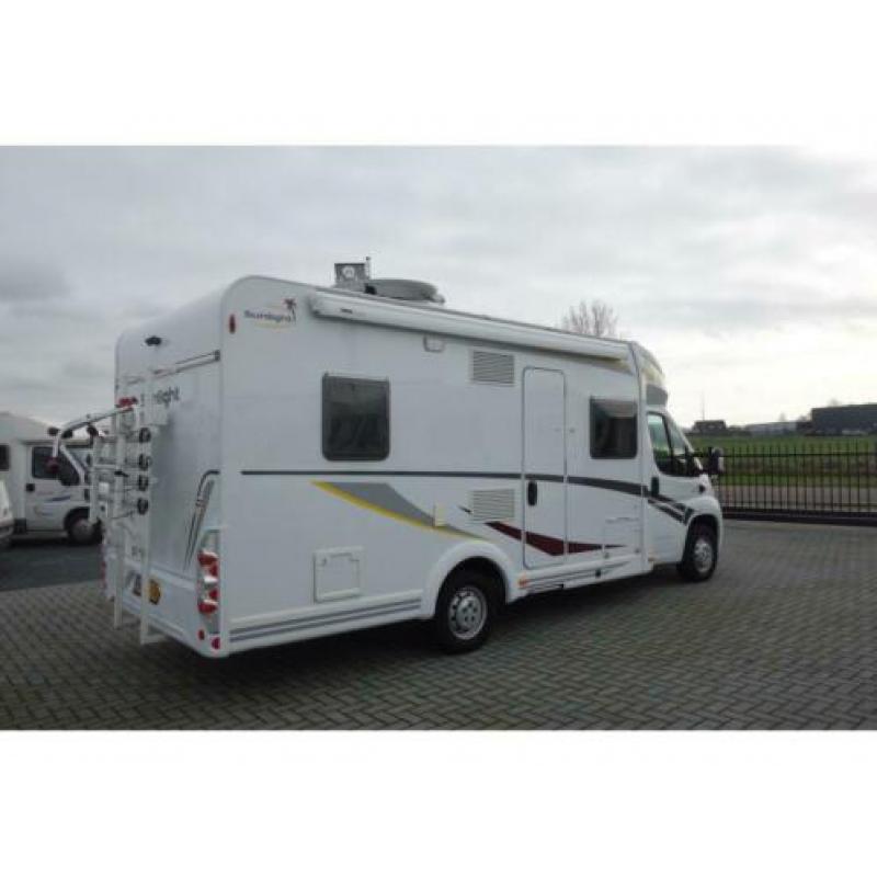 Fiat Sunlight T64 Automaat/vastbed/hefbed/Airco/2013/150pk