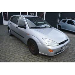 Ford Focus 1.6-16V Ghia