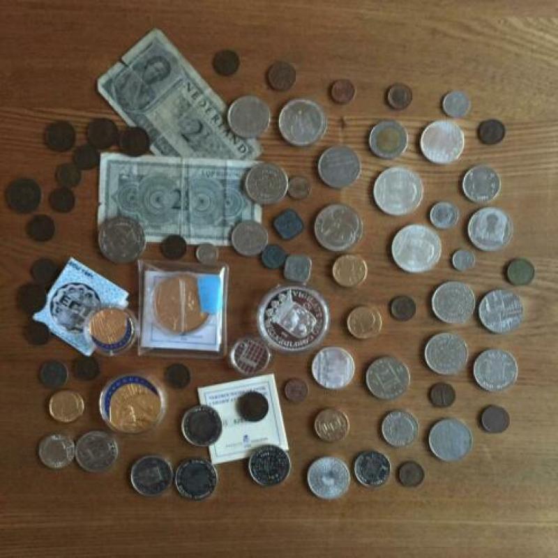 Diverse Nederlandse munten en een aantal ecu- munten