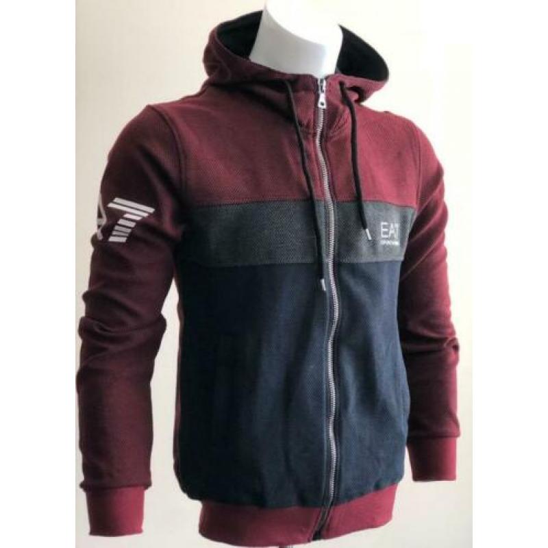 Rode Emporio Armani trui maat XL