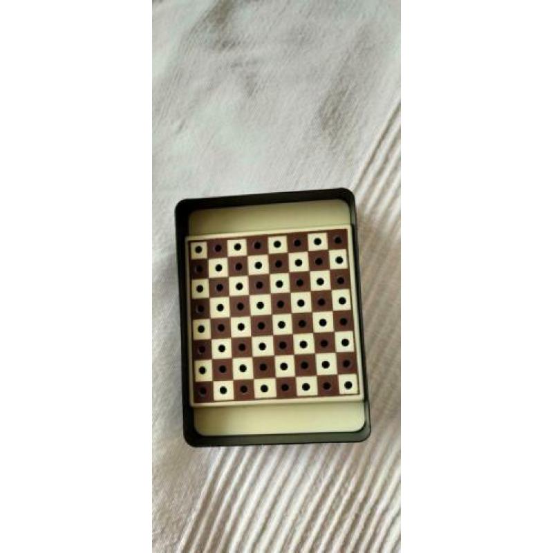 Vintage Peri mini schaakspel