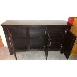 Dressoir met spiegel