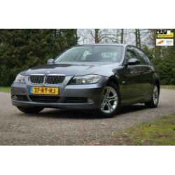 BMW 3-serie 320i E90 150pk Sedan Cruise Control Airco NAP