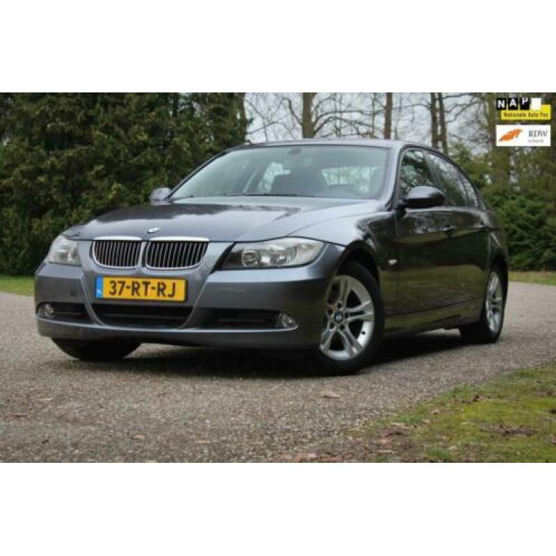 BMW 3-serie 320i E90 150pk Sedan Cruise Control Airco NAP