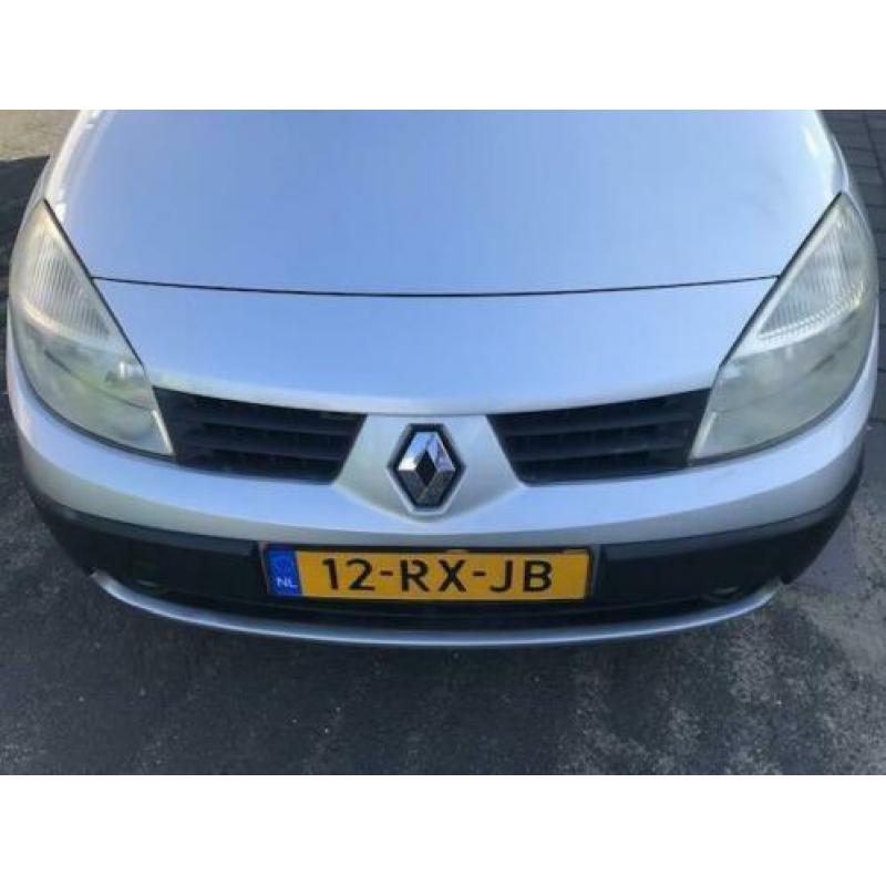 Renault Scénic 1.6-16V Privilège Comfort