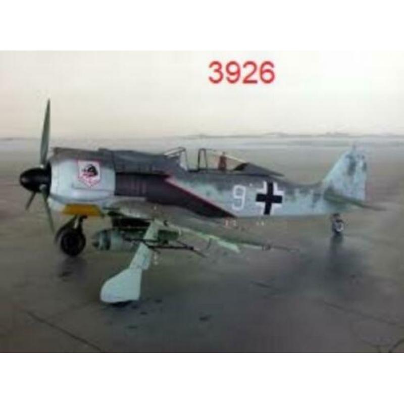 NIEUW Revell 1:32 Focke Wulf FW 190A-8/R11 modelbouw 3926