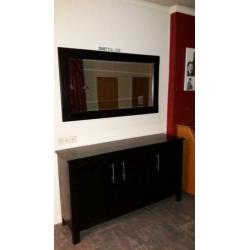 Dressoir met spiegel