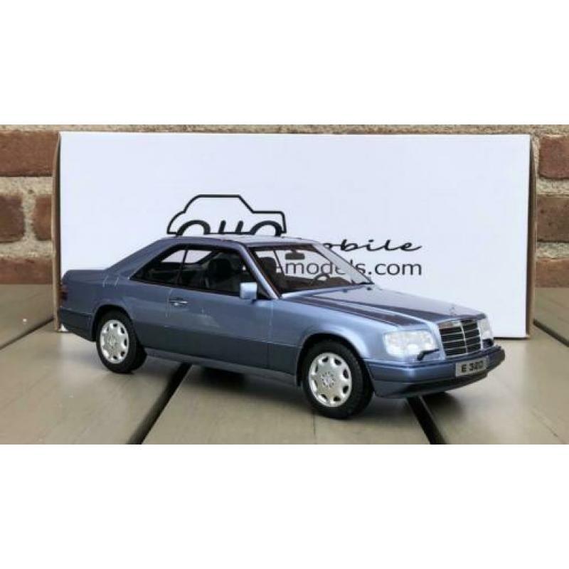 Otto Mercedes Benz E 320 C 124W 124 COUPE PEARLB BLUE OT8