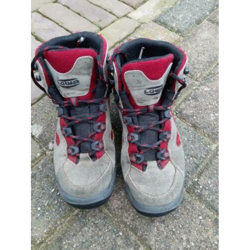 Lowa bergschoenen maat 37