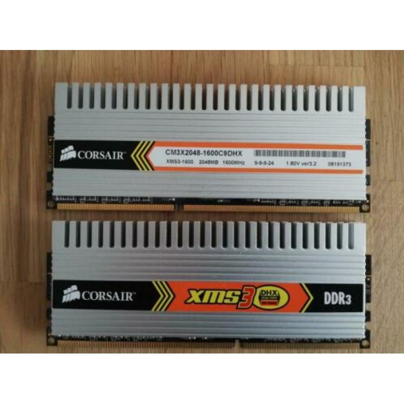 Corsair XMS3 DHX TW3X4G1600C9DHX
