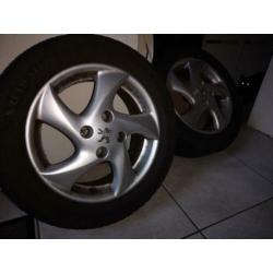 autobanden all seasons met velg