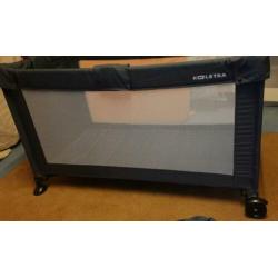 Koelstra travelsleeper T5 campingbedje grijs
