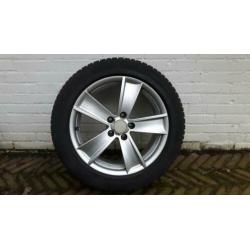 4 Winterbanden met velg 225/50 R17