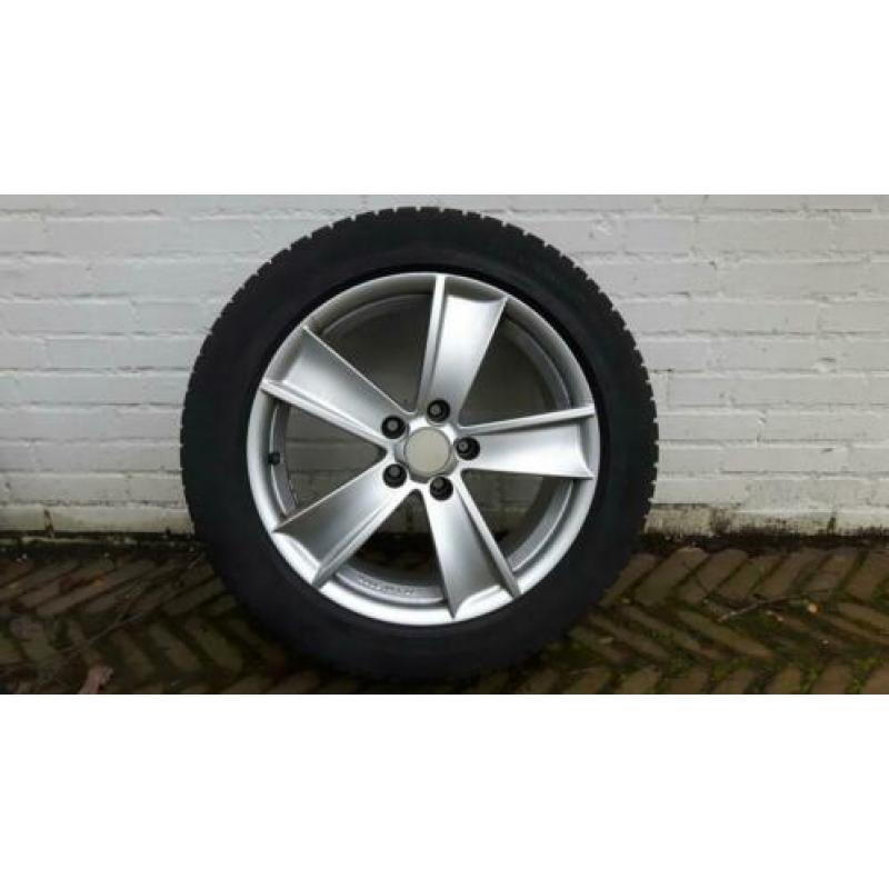 4 Winterbanden met velg 225/50 R17