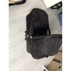 Maxi Cosi mura 3 zwart reiswieg + autostoel + kinderzitje