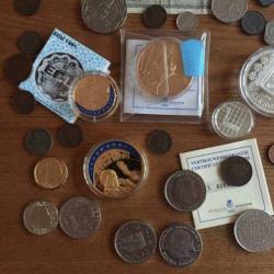 Diverse Nederlandse munten en een aantal ecu- munten