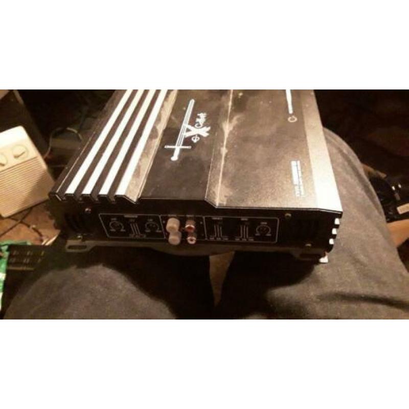 koop excalibur versterker 1000 watt en box Veel power