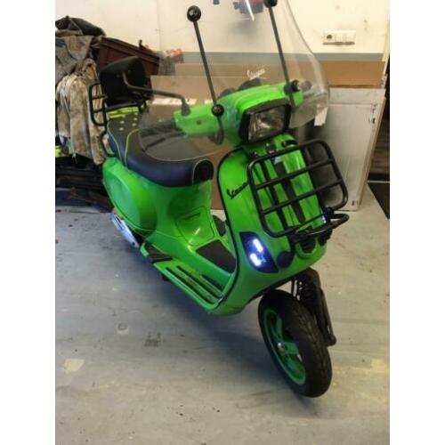 Vespa s 2011 4takt snor schade opknapper groen lx piaggio
