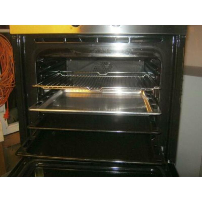 oven merk Siemens rvs front