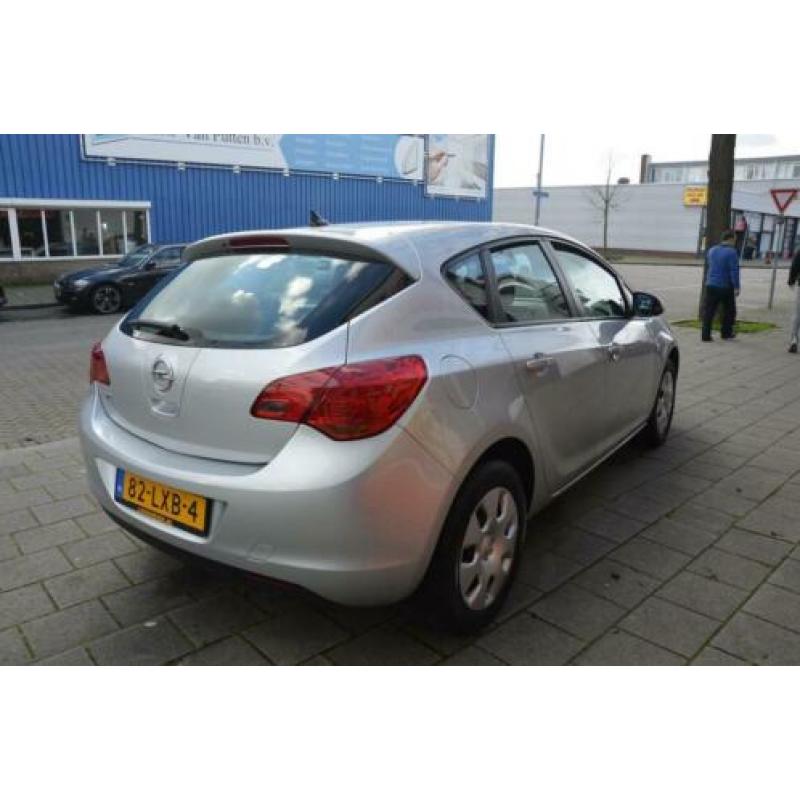 Opel Astra 1.6 Selection Automaat I Airco I Dealer onderhoud