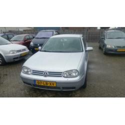 Volkswagen Golf 2.0 85KW 2002 Grijs