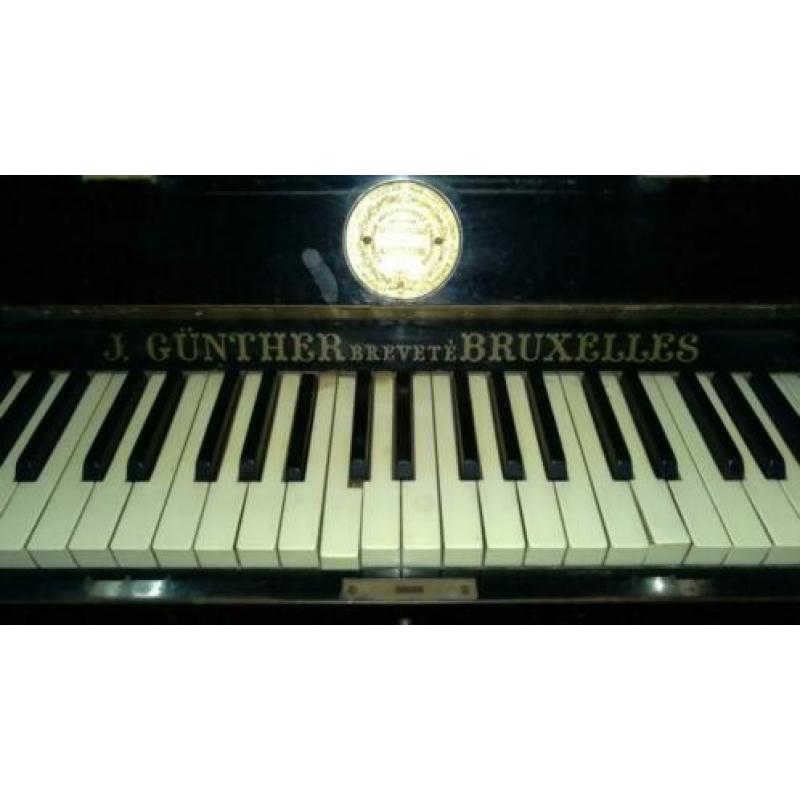 Guenther piano verticale / upright - zeer oud en stijlvol