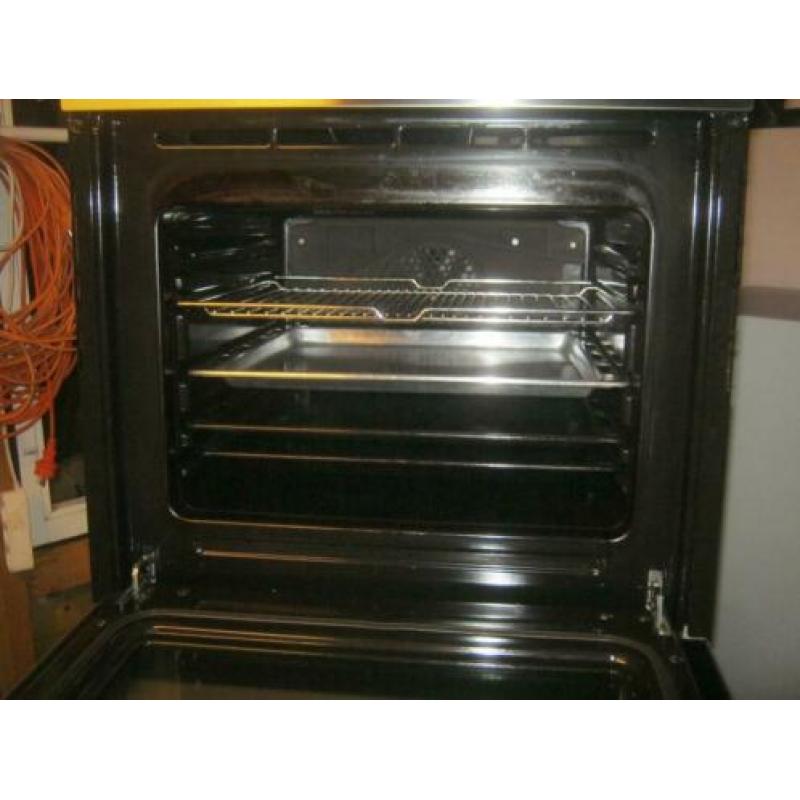oven merk Siemens rvs front