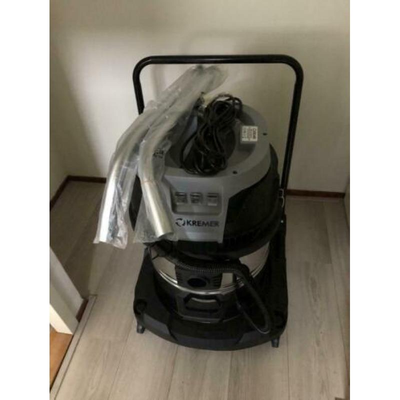 Kremer stofzuiger nat en droog nieuw in doos Type KR60L
