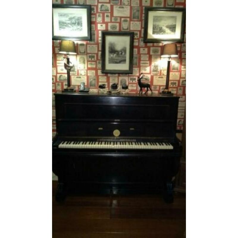Guenther piano verticale / upright - zeer oud en stijlvol