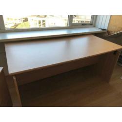 Bureau in nette staat €20