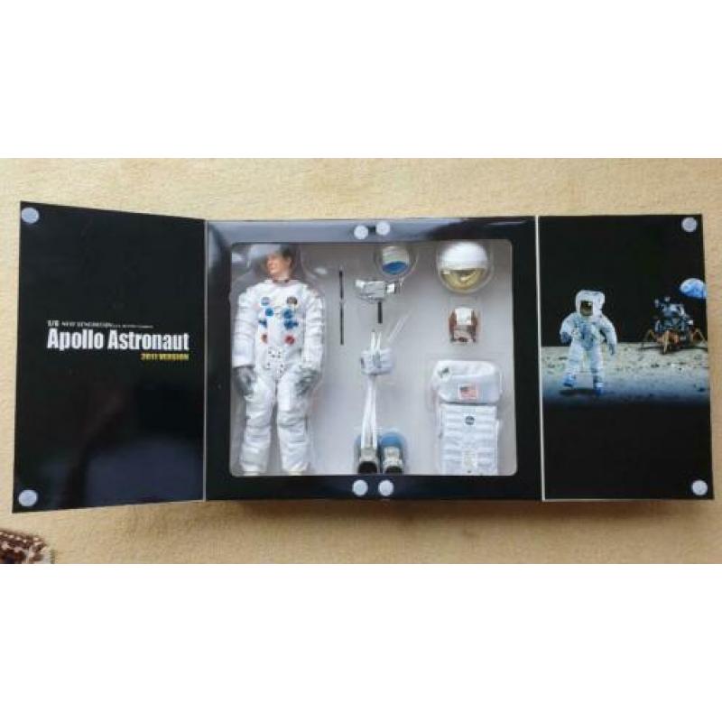 Dragon Models APOLLO ASTRONAUTS 2011 Version 1/6 NASA