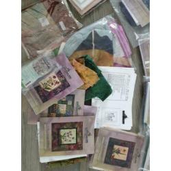 Quilt met stoffen. A wildflower collection
