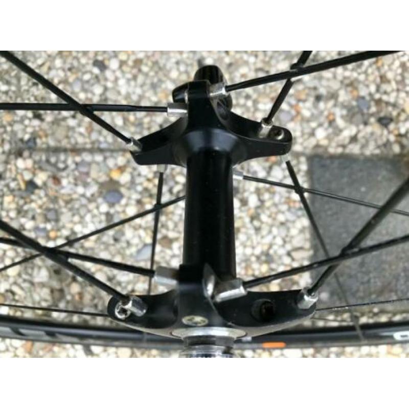Shimano Dura Ace WH-7700 voorwiel + Michelin buitenband