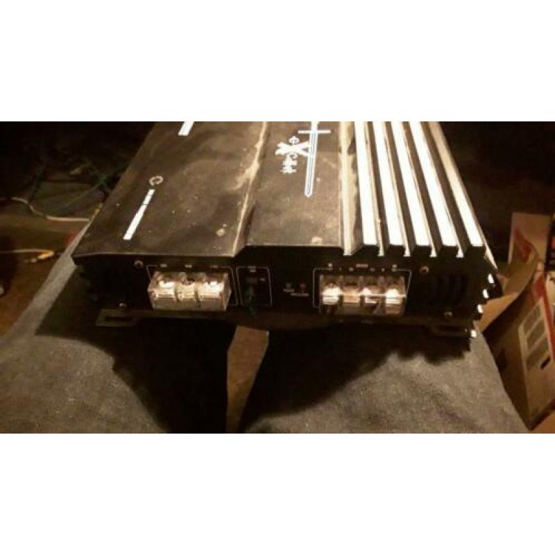 koop excalibur versterker 1000 watt en box Veel power