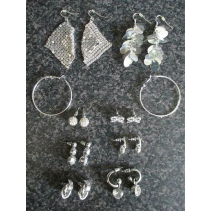 9 paar superleuke oorbellen stekers hangers creolen strass