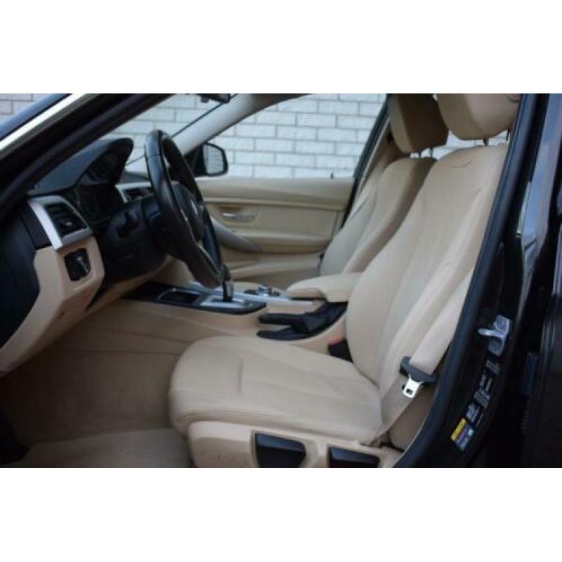 BMW 3-serie 330e Sport AUT LEDER/15%/ORG.NED&1eEIG/NAP/XENON