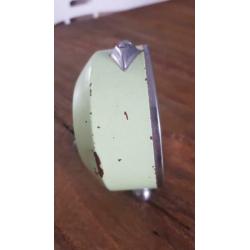 Vintage lichtgroene wekker