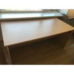Bureau in nette staat €20
