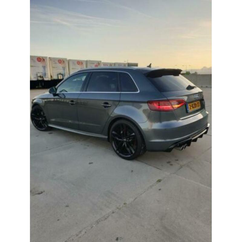 Audi A3 1.6 TDI 3x S line Sportback 2013 RS3 look
