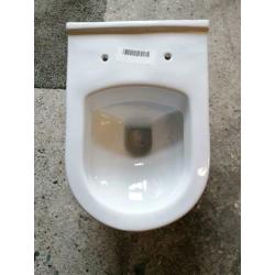 Hangend toilet grohe serel