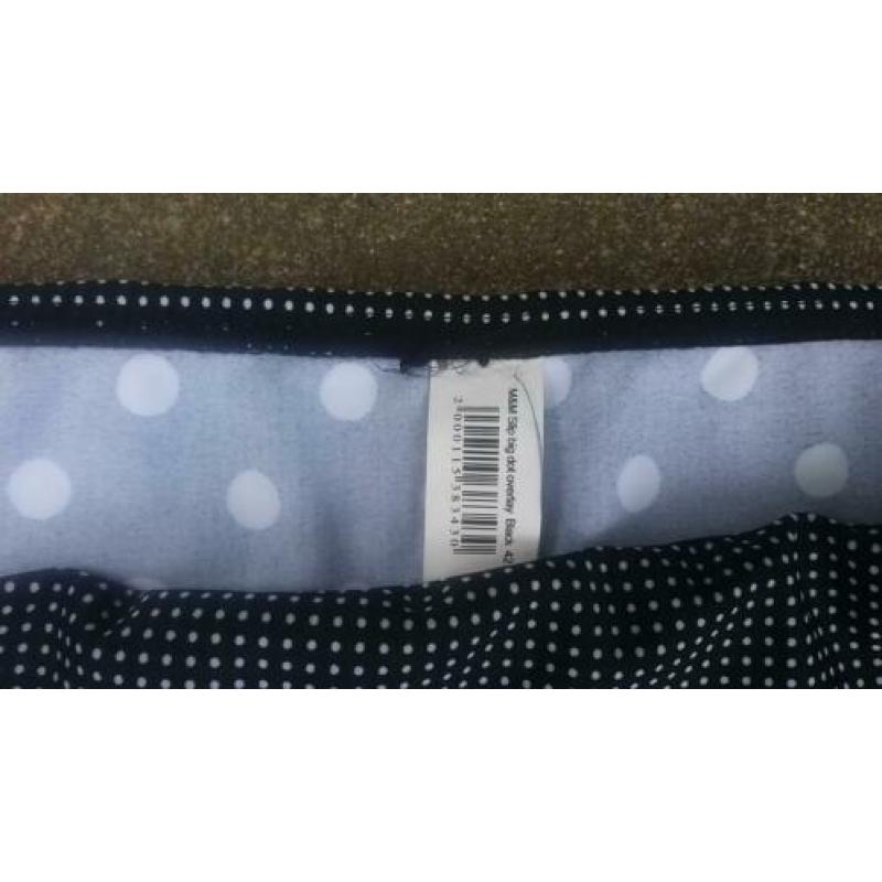Bikini slip van O’Neill ,nieuw,mt 42 zwart met witte stip e