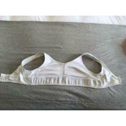 Queentex, Witte sport BH, maat 85C,