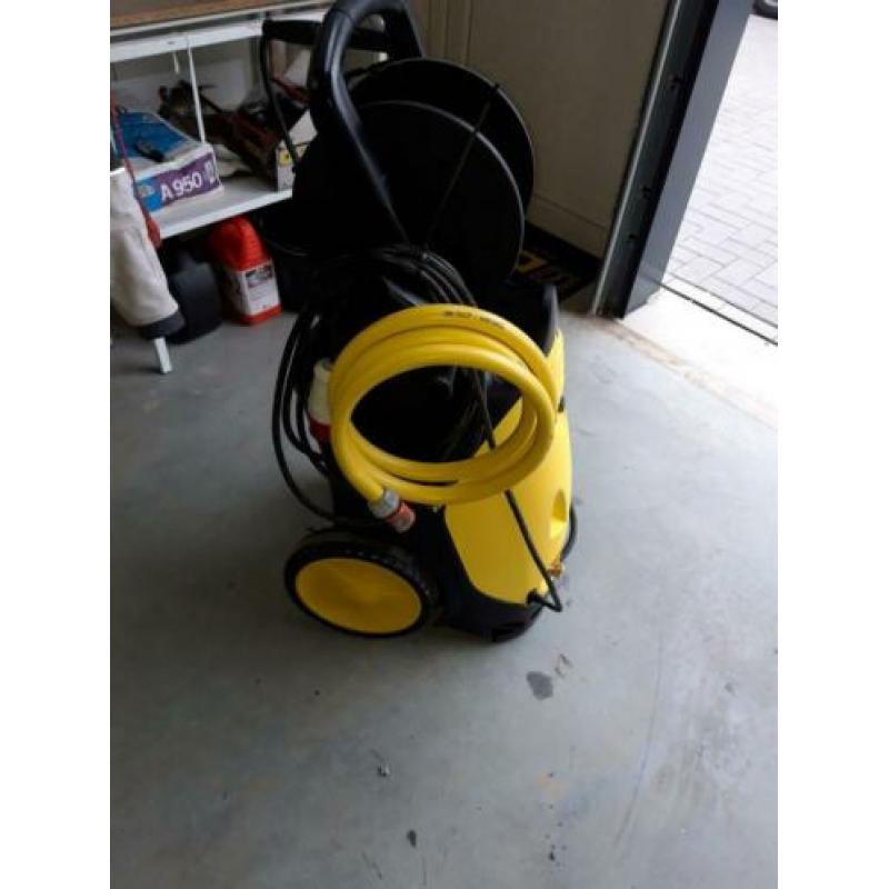 380 volt karcher 250 bar hooguit een uur mee gespoten